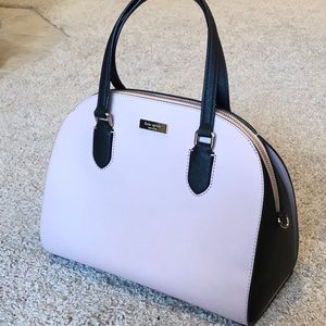Closet clear out! / Kate Spade/ Bag/ NOT Mini Sz